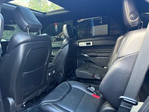 Used 2020 Ford Explorer ST w/ ST Street Pack AWD/4WD image 9