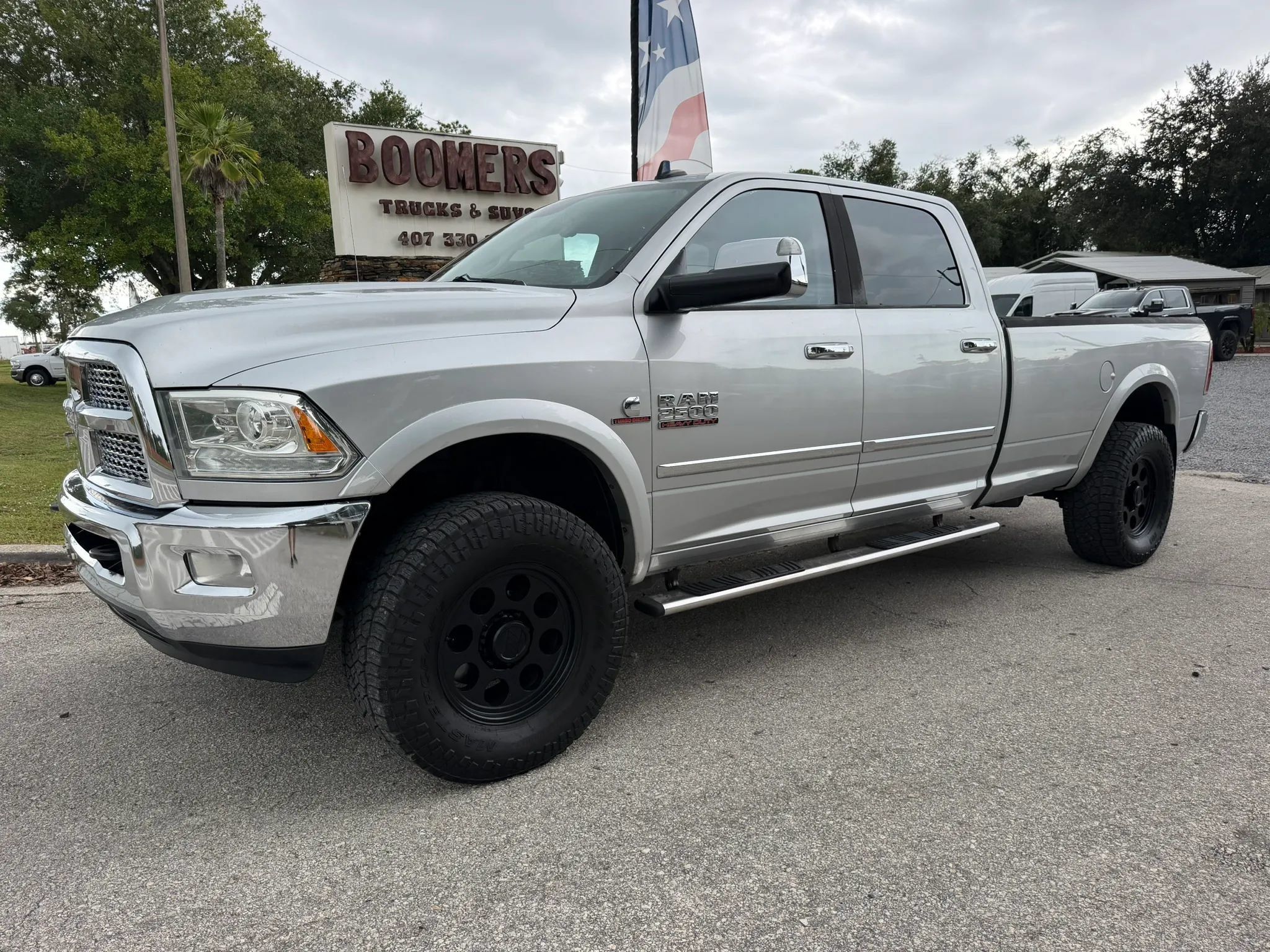 Used 2015 RAM 2500 Laramie AWD/4WD image 1