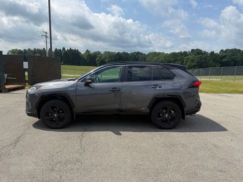 Used 2021 Toyota RAV4 XSE w/ XSE Grade Weather Package AWD/4WD image 9