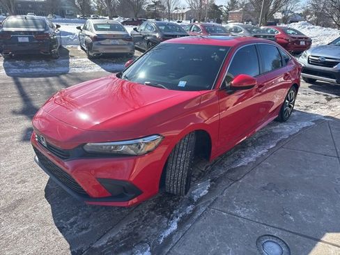 Used 2024 Honda Civic EX image 7