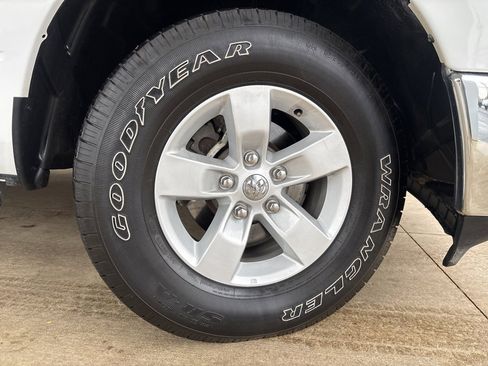 Used 2022 RAM 1500 Classic SLT w/ Electronics Convenience Group image 35