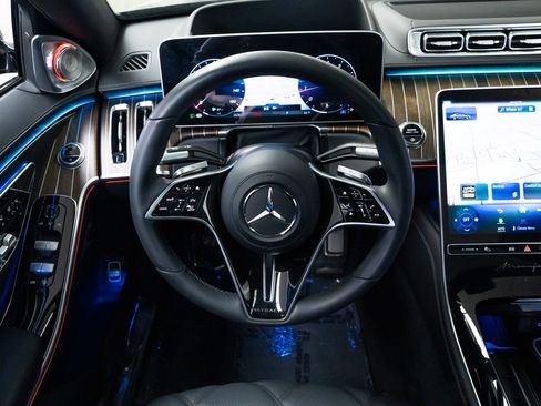 Used 2023 Mercedes-Benz Maybach S 680 4MATIC image 13