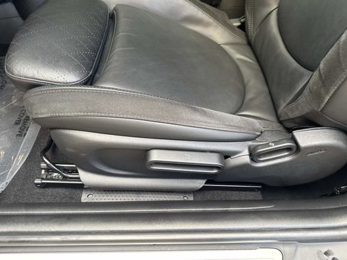 Certified 2023 MINI Cooper SE image 10