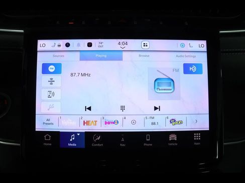 Used 2023 Jeep Grand Cherokee L Limited w/ Luxury Tech Group II AWD/4WD image 28