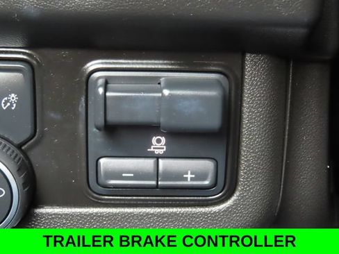 Used 2021 Chevrolet Suburban High Country w/ Premium Package AWD/4WD image 36