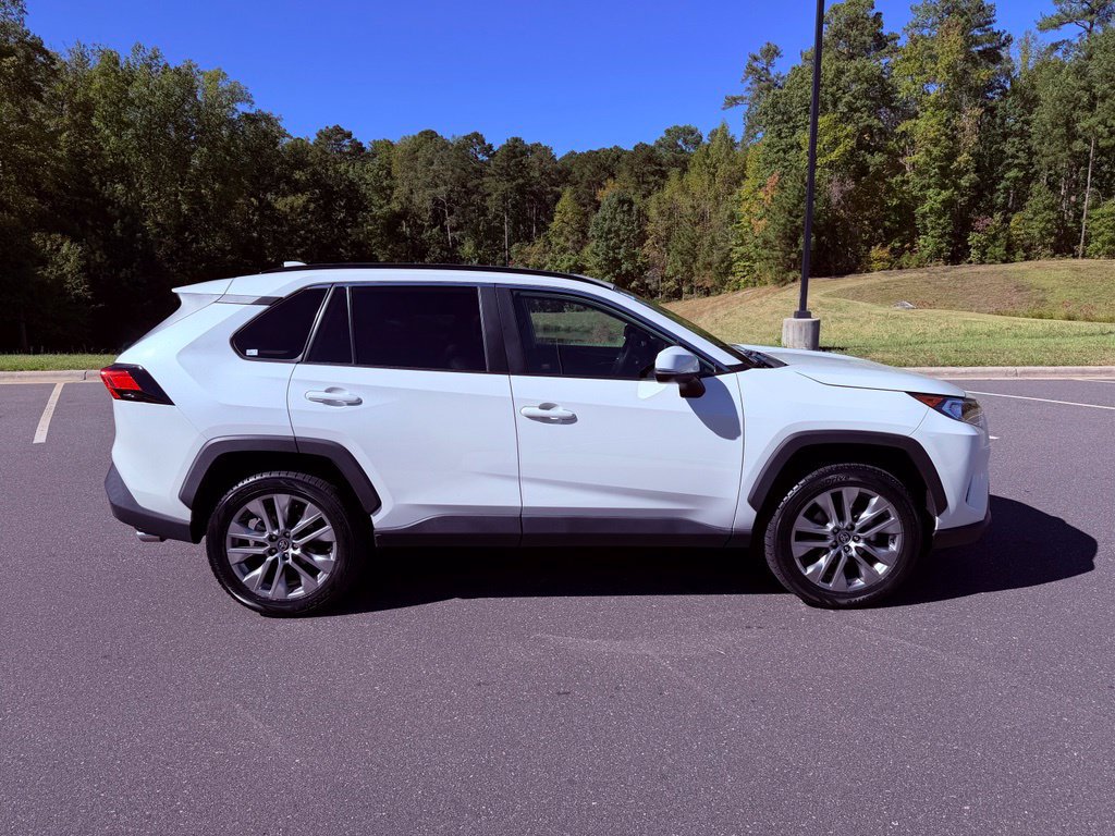 Used 2021 Toyota RAV4 XLE Premium FWD image 14
