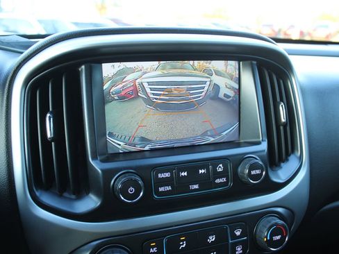 Used 2017 Chevrolet Colorado LT w/ LT Convenience Package RWD image 25