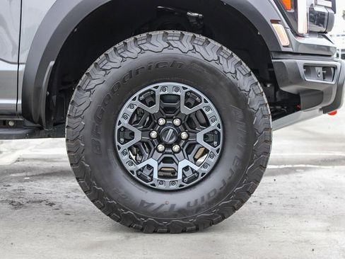 Used 2025 Ford F150 Raptor w/ Equipment Group 803A Raptor R AWD/4WD image 11