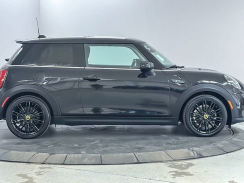 Used 2024 MINI Cooper SE FWD image 8