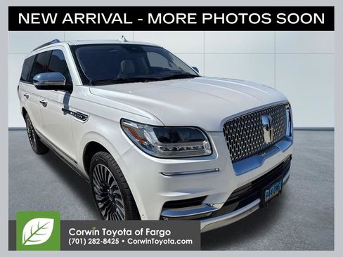 Used 2018 Lincoln Navigator Black Label AWD/4WD image 1