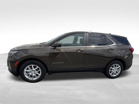 Certified 2023 Chevrolet Equinox LT FWD image 3