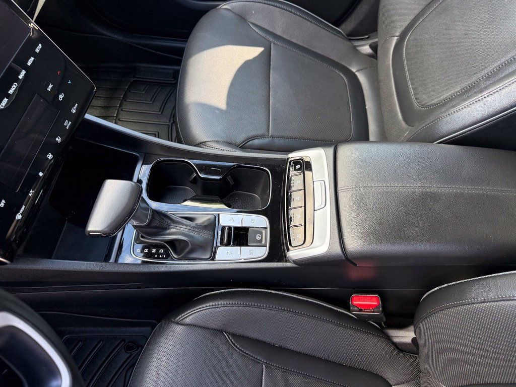 Used 2024 Hyundai Santa Cruz Limited AWD/4WD image 32