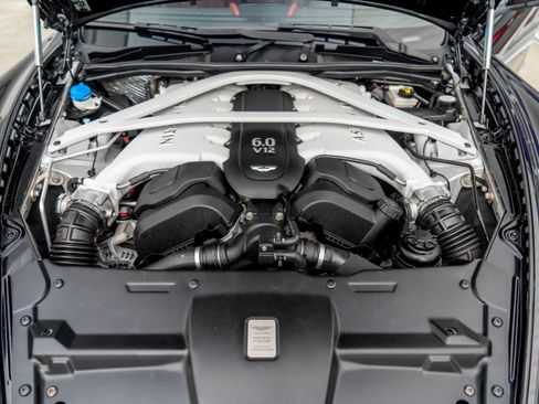 Used 2016 Aston Martin Rapide S image 33