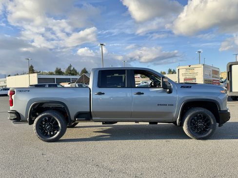 New 2026 Chevrolet Silverado 2500 Custom w/ Custom Value Package image 6