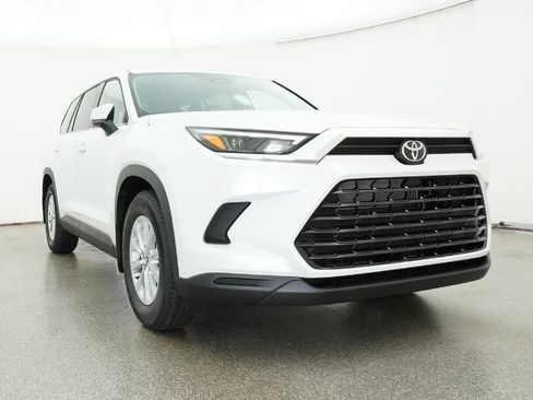 New 2026 Toyota Grand Highlander AWD Hybrid image 6