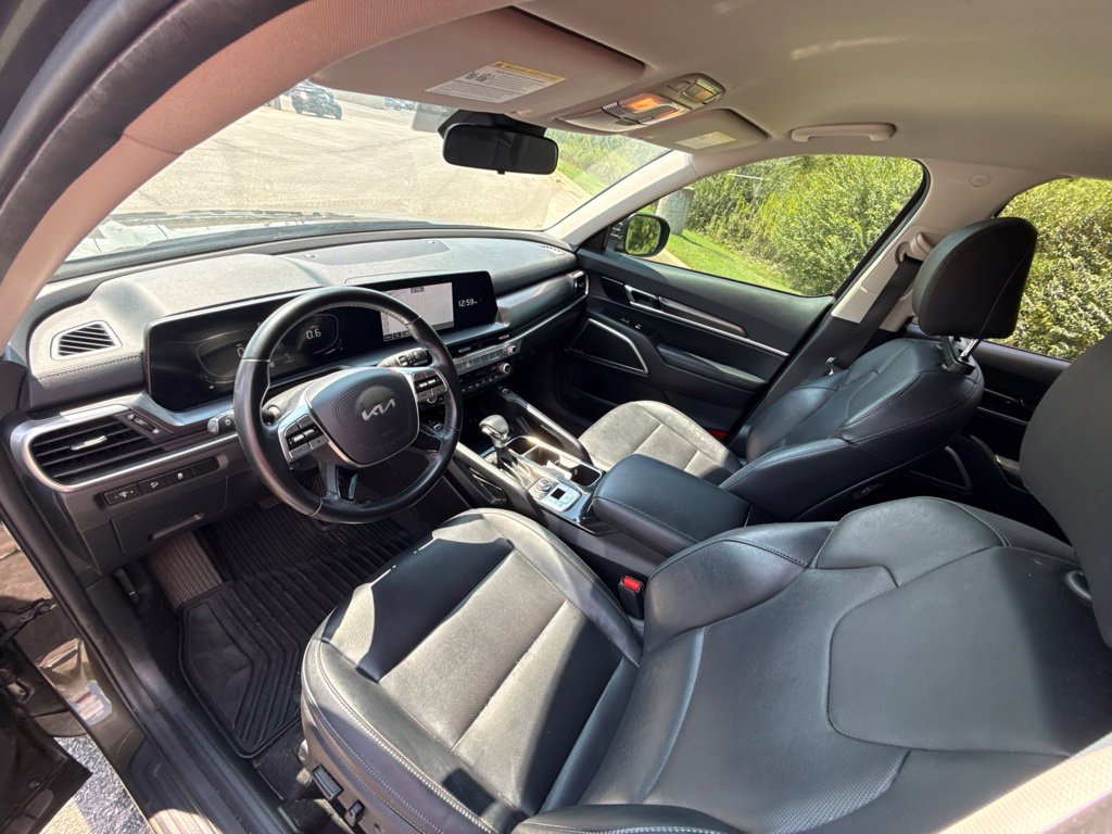 Used 2023 Kia Telluride S AWD/4WD image 11
