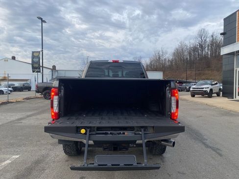 Used 2017 Ford F250 Lariat w/ Lariat Ultimate Package image 15