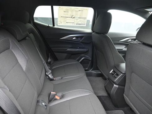 New 2026 Chevrolet Equinox EV LT image 9