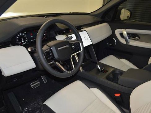 New 2026 Land Rover Discovery Sport Landmark AWD/4WD image 15