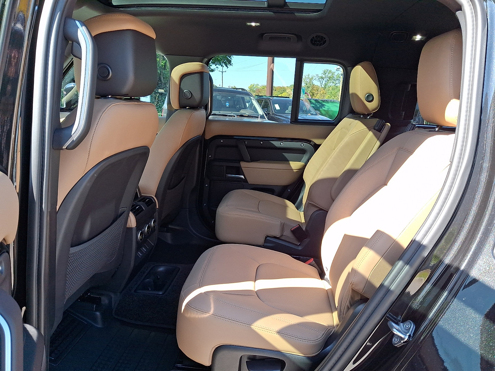 New 2026 Land Rover Defender 130 S AWD/4WD image 5