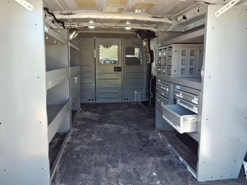 Used 2020 Ford Transit 150 Low Roof RWD image 5