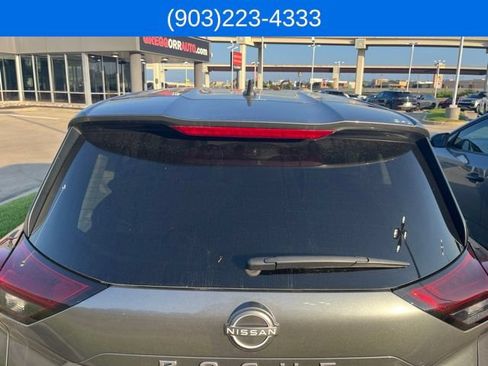 Used 2024 Nissan Rogue S FWD image 6