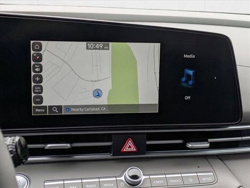 New 2025 Hyundai Elantra SEL image 14