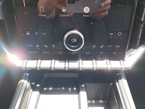 New 2026 GMC Acadia AT4 AWD/4WD image 32