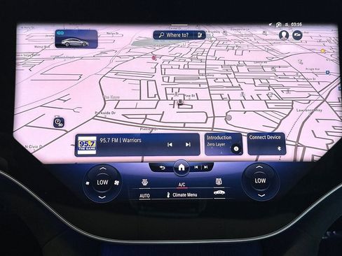 Used 2022 Mercedes-Benz EQS 580 4MATIC Sedan image 13