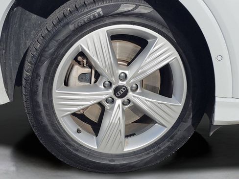 Used 2023 Audi Q4 e-tron Premium Plus image 19