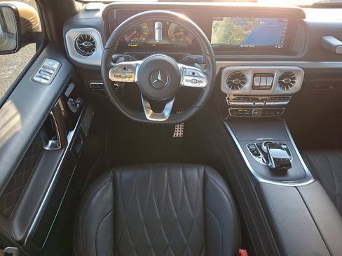 Used 2023 Mercedes-Benz G 550 4MATIC image 11