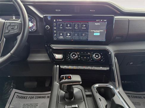 Used 2023 GMC Sierra 1500 Denali Ultimate image 12
