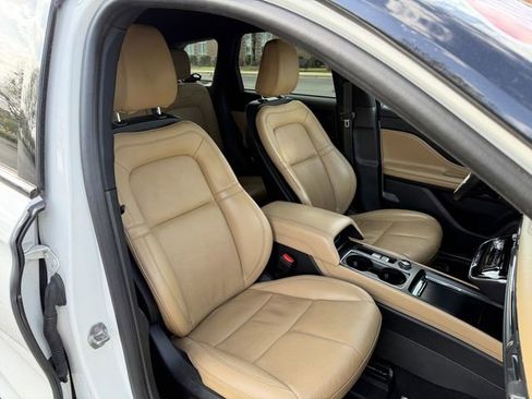 Used 2023 Lincoln Corsair Reserve w/ Jet Appearance Package FWD image 37