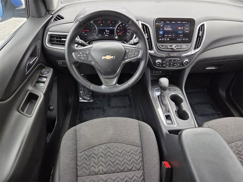 Certified 2024 Chevrolet Equinox LT image 9