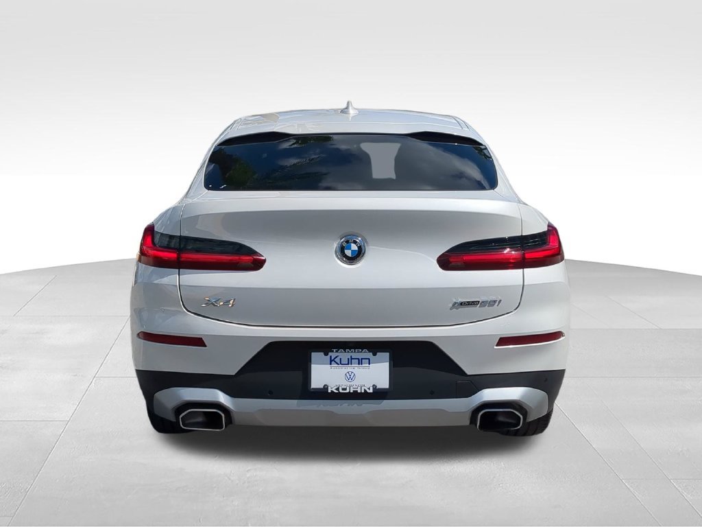 Used 2024 BMW X4 xDrive30i w/ Premium Package AWD/4WD image 4