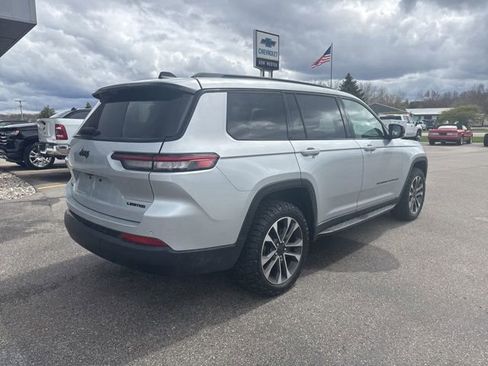 Used 2024 Jeep Grand Cherokee L Limited w/ Luxury Tech Group II AWD/4WD image 3