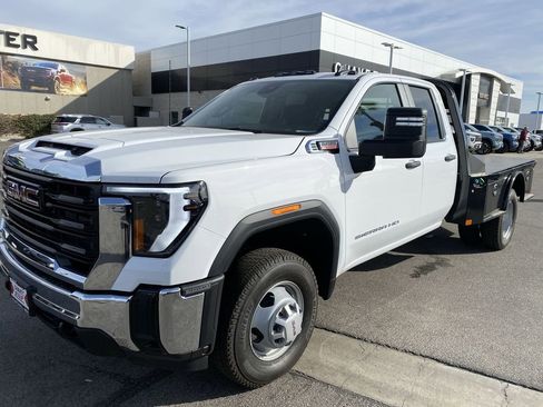 New 2026 GMC Sierra 3500 Pro w/ Convenience Package image 38