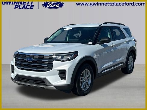 New 2025 Ford Explorer Active image 24