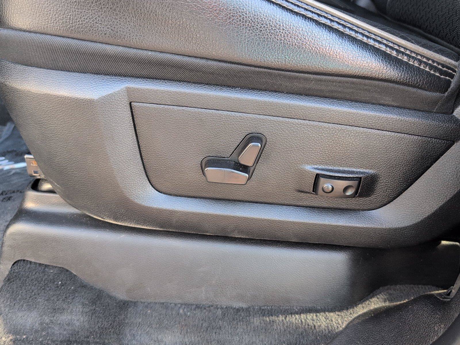 Used 2024 RAM 2500 Laramie AWD/4WD image 15