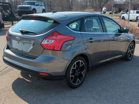 Used 2012 Ford Focus Titanium w/ Cargo Management Pkg image 8