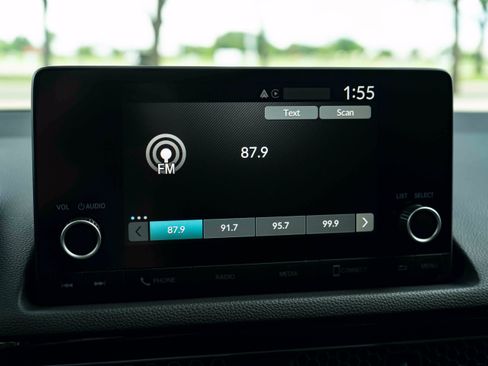 Used 2025 Honda Civic Sport image 30