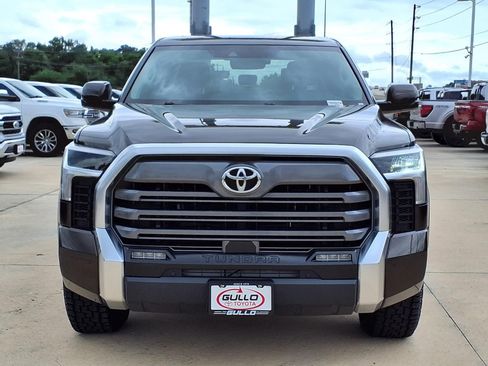 Used 2023 Toyota Tundra Limited w/ Power Package AWD/4WD image 4