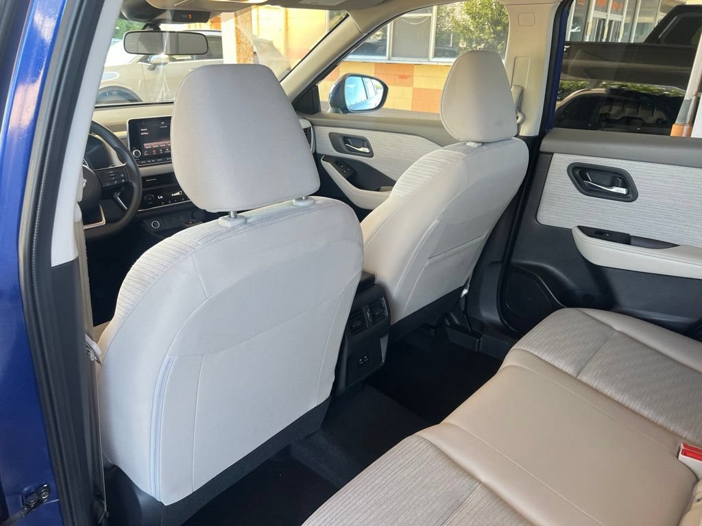 Certified 2023 Nissan Rogue SV AWD/4WD image 9