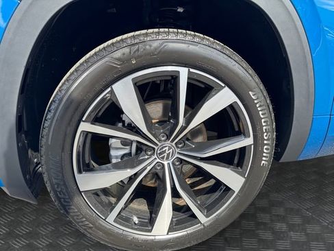 New 2026 Volkswagen Atlas Cross Sport SEL Premium R-Line AWD/4WD image 12