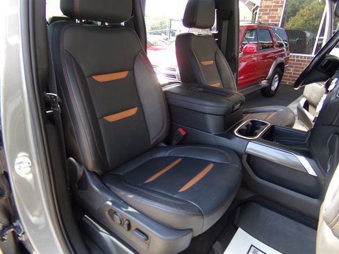 Used 2021 GMC Sierra 1500 AT4 w/ AT4 Premium Package AWD/4WD image 27