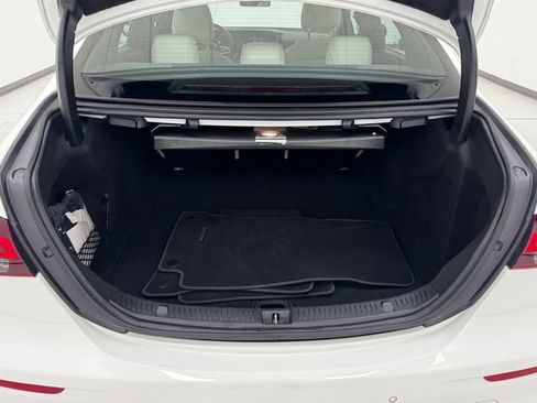 Used 2023 Mercedes-Benz E 350 Sedan image 41