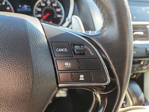 Used 2019 Mitsubishi Eclipse Cross SEL image 23
