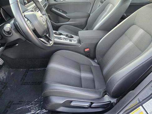 Used 2025 Honda Civic Sport image 25