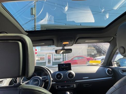 Used 2016 Audi A3 2.0T Premium image 18