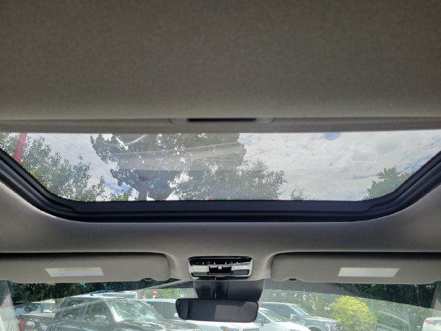 Used 2024 Hyundai Santa Fe Limited FWD image 17